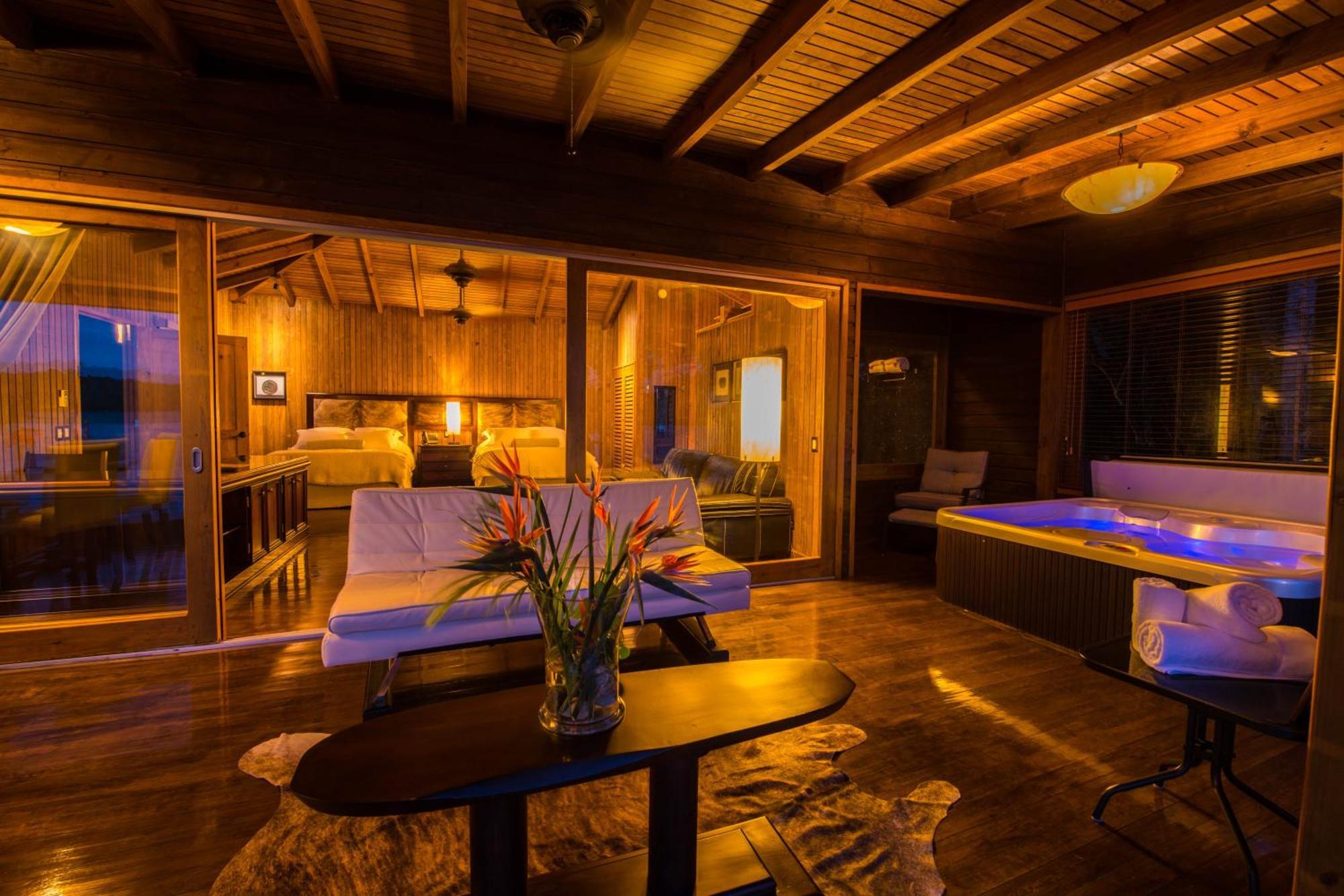 Waterfront Master Suite Queen